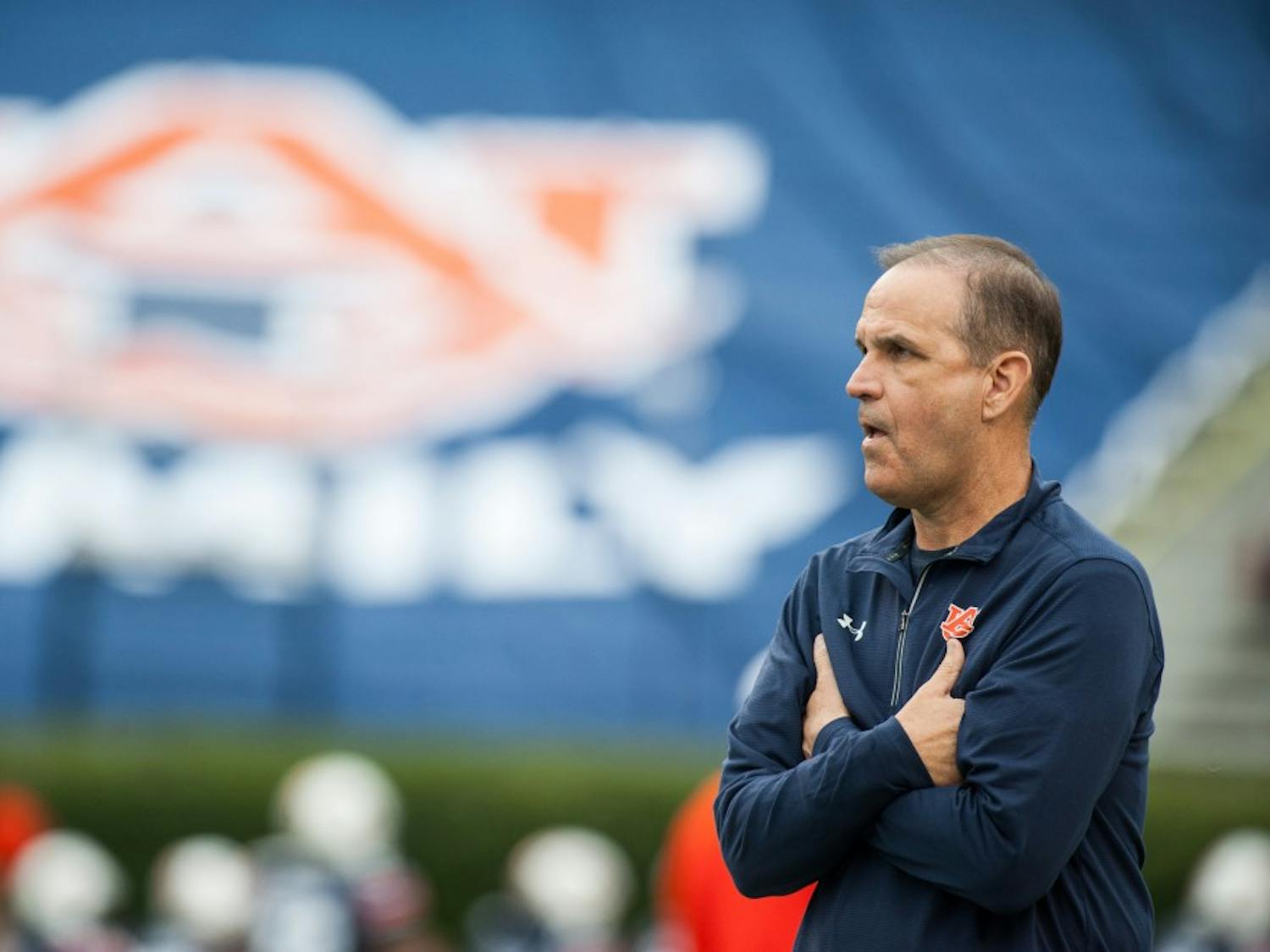 Defensive coordinator Kevin Steele during pregame warm-ups. Auburn vs Alabama on Saturday, Nov. 25 in Auburn, Ala.