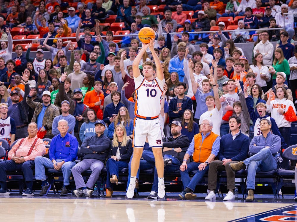 Simon Walker lines up and makes a three pointer in the first round of the NIT Tournament against South Alabama on March 17, 2026.