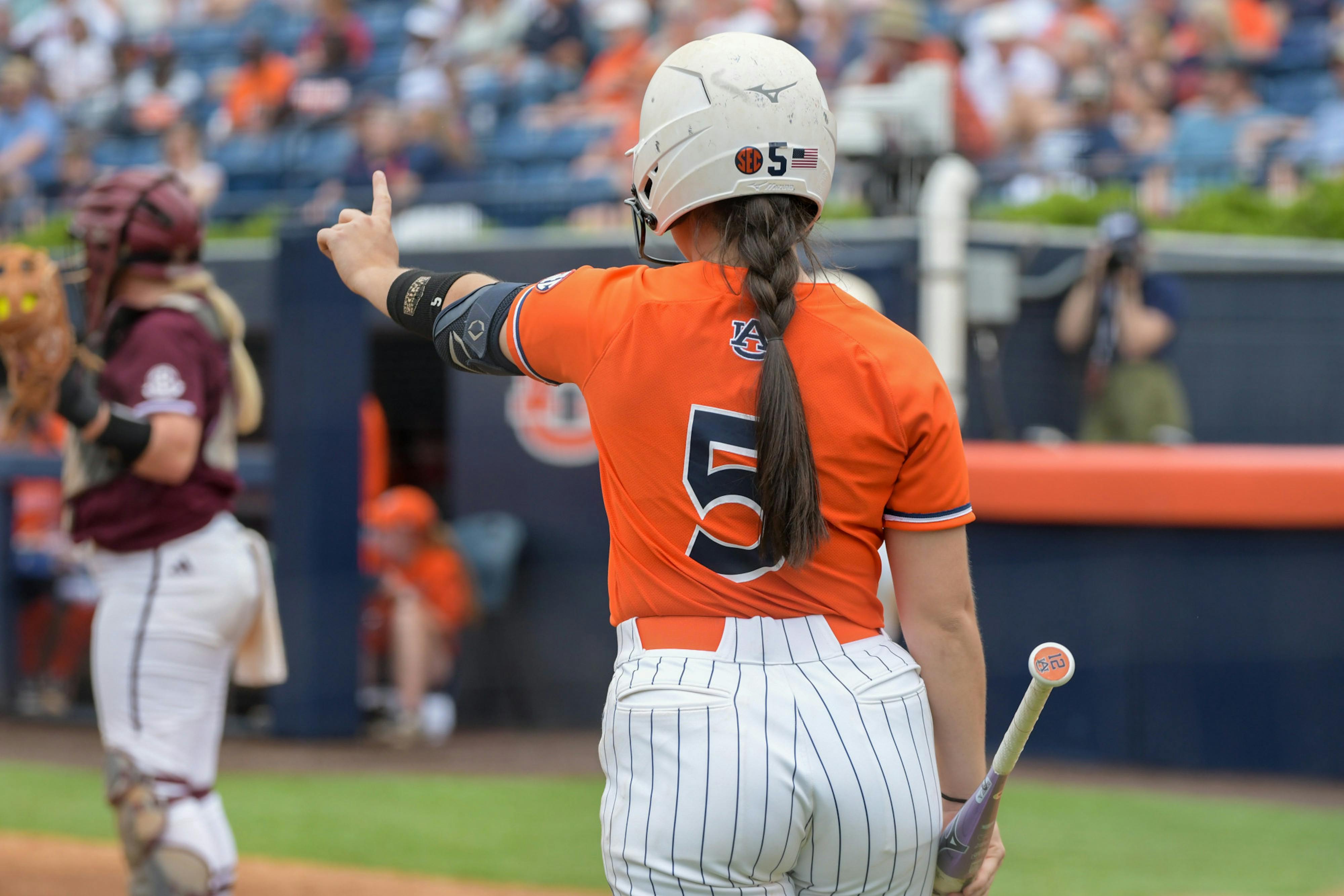Auburn softball comes up just short, falls in extra innings - Vimarsana News