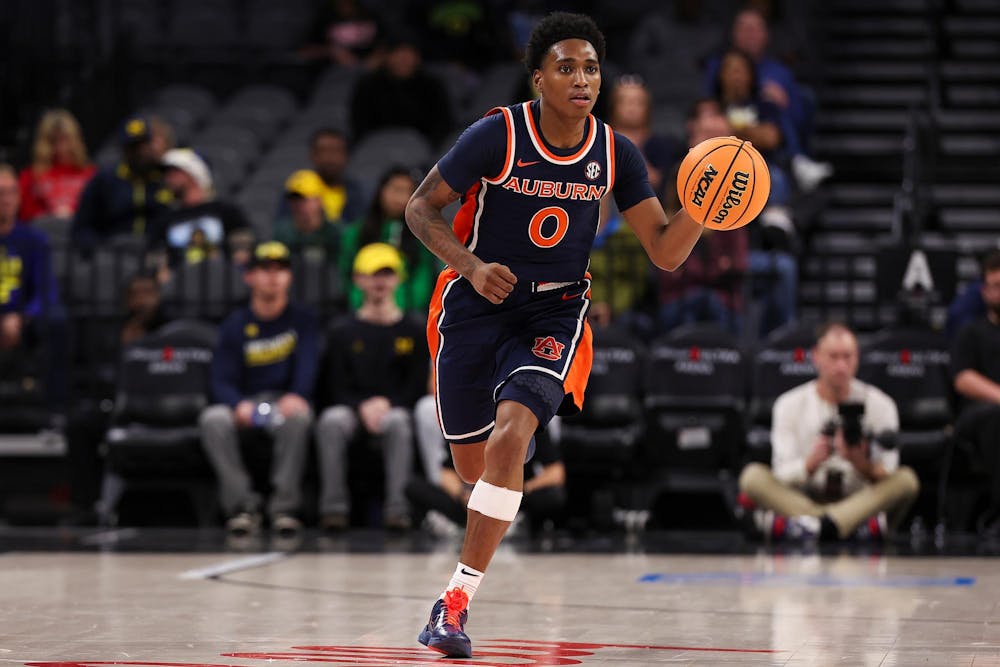 LAS VEGAS, NV - NOVEMBER 24 - Auburn's Tahaad Pettiford (0) during the game between the #22 Auburn Tigers and the Oregon Ducks at Michelob in Las Vegas, NV on Monday, Nov. 24, 2025.

Photo by Zach Bland/Auburn Tigers