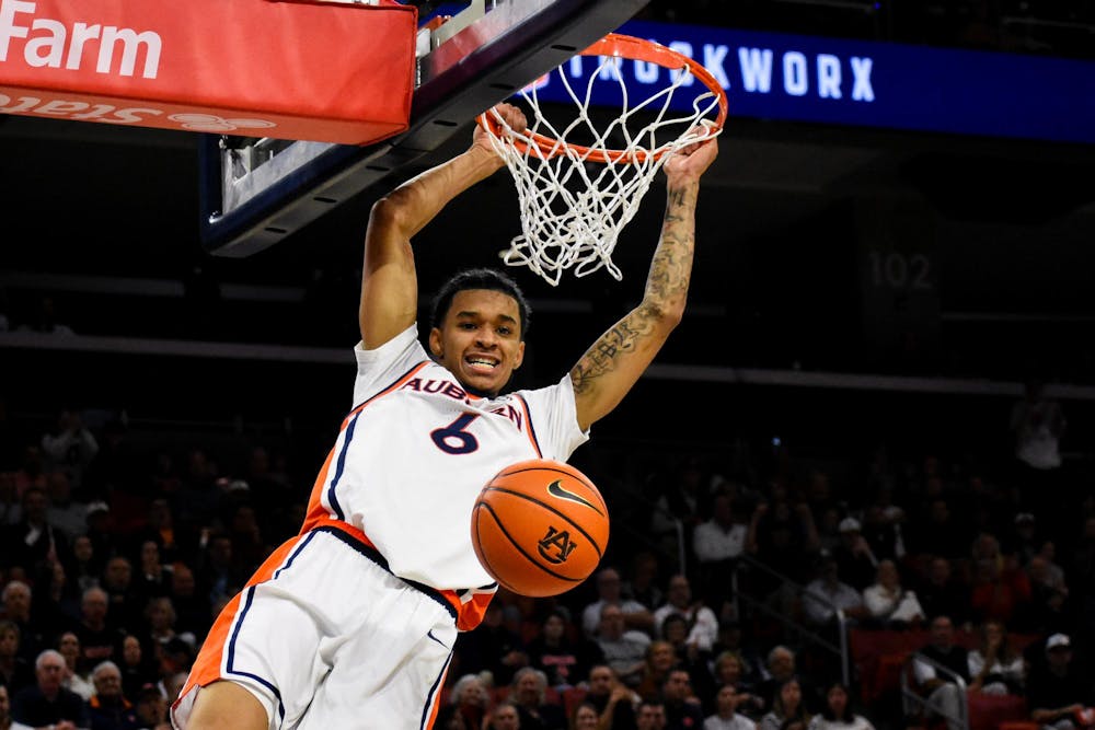 <p>Elyjah Freeman (6) scores against Arkansas in Neville Arena on January 10, 2026.</p>