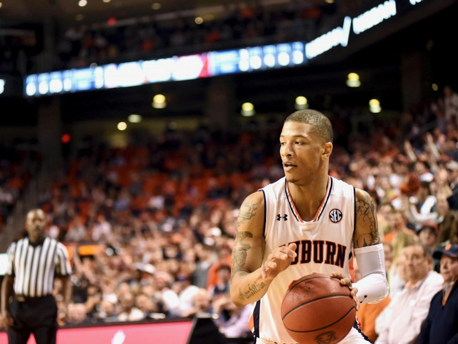 GALLERY: Auburn Men's Basketball vs. Arkansas | 2.20.19