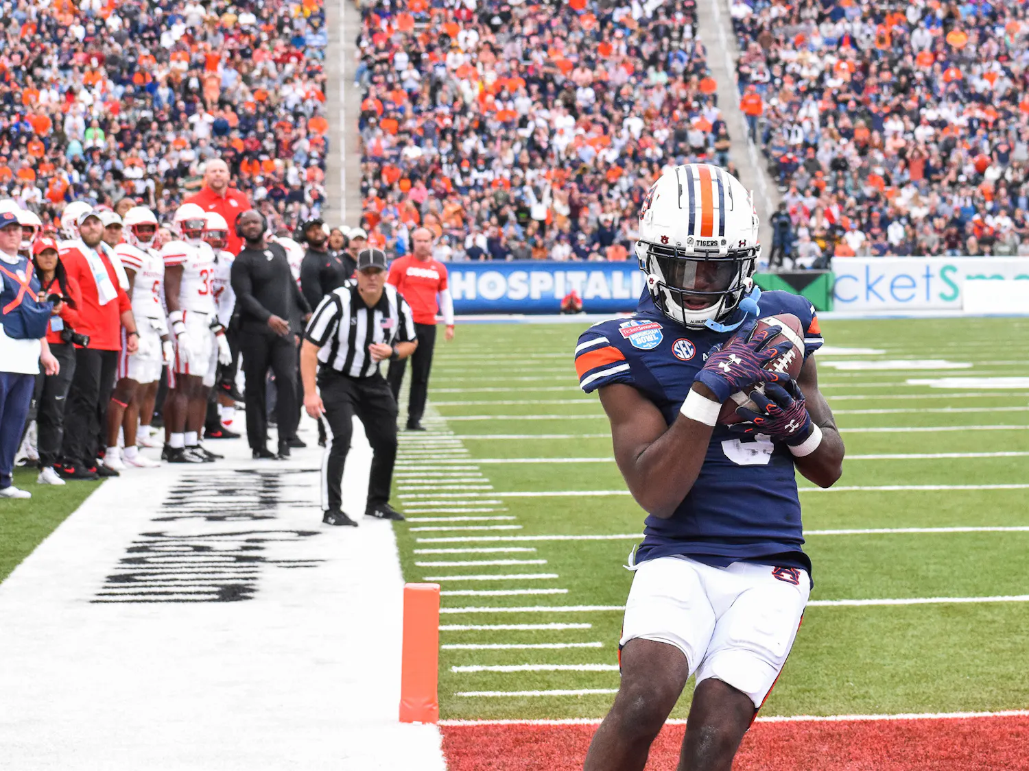 Kobe Hudson CFB touchdown