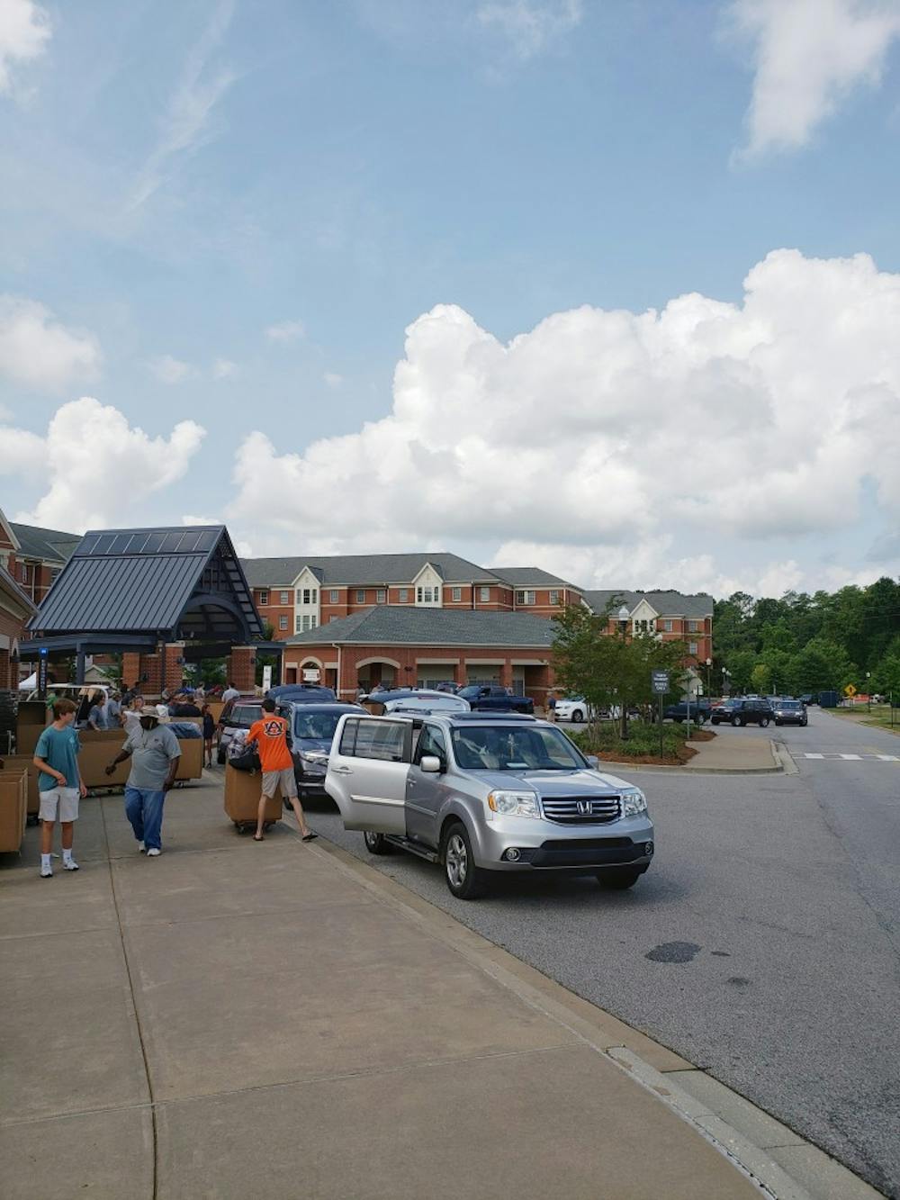 <p>Incoming students move in on Aug. 16, 2018.</p>
