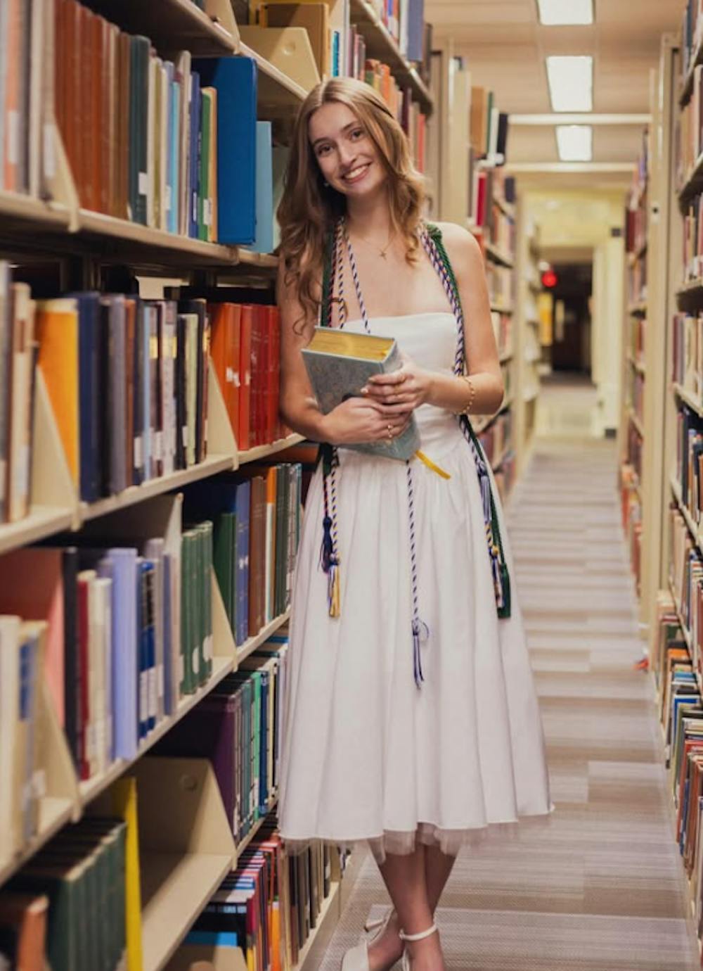 Auburn Plainsman senior, Ella Walton, poses in Ralph Brown Draughton library.