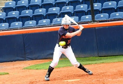Sophomore Morgan Estell takes batting practice the week leading up to the season opener. (Rebecca Croomes / PHOTO EDITOR)