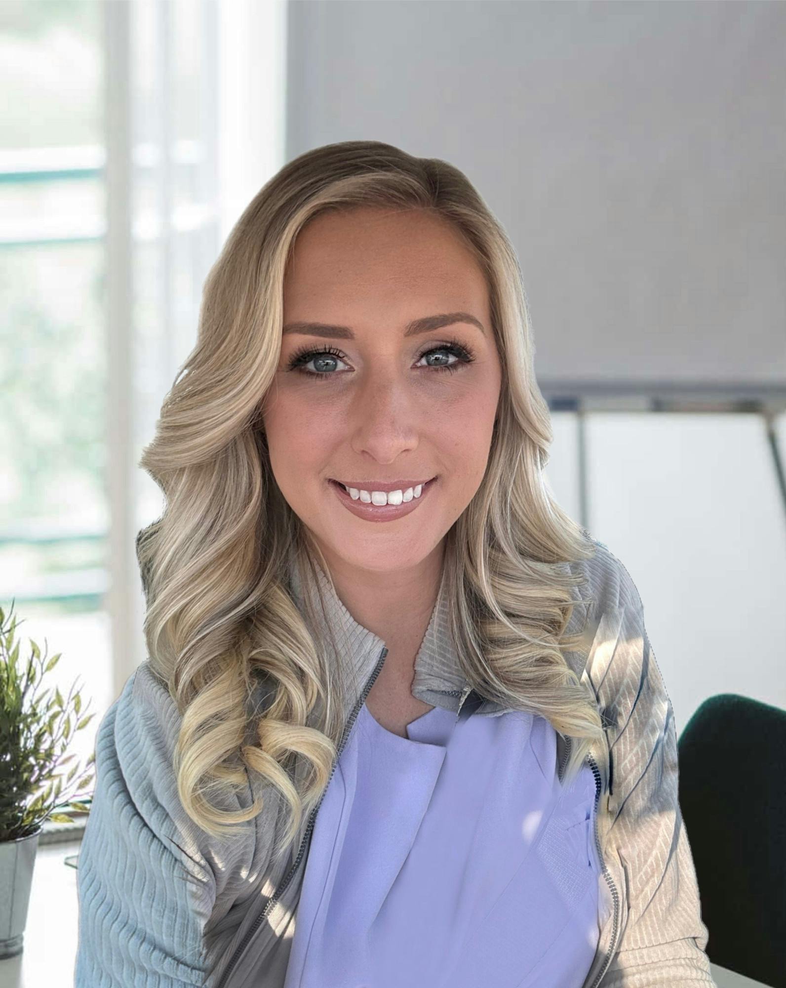 Jessie Luttrell Headshot