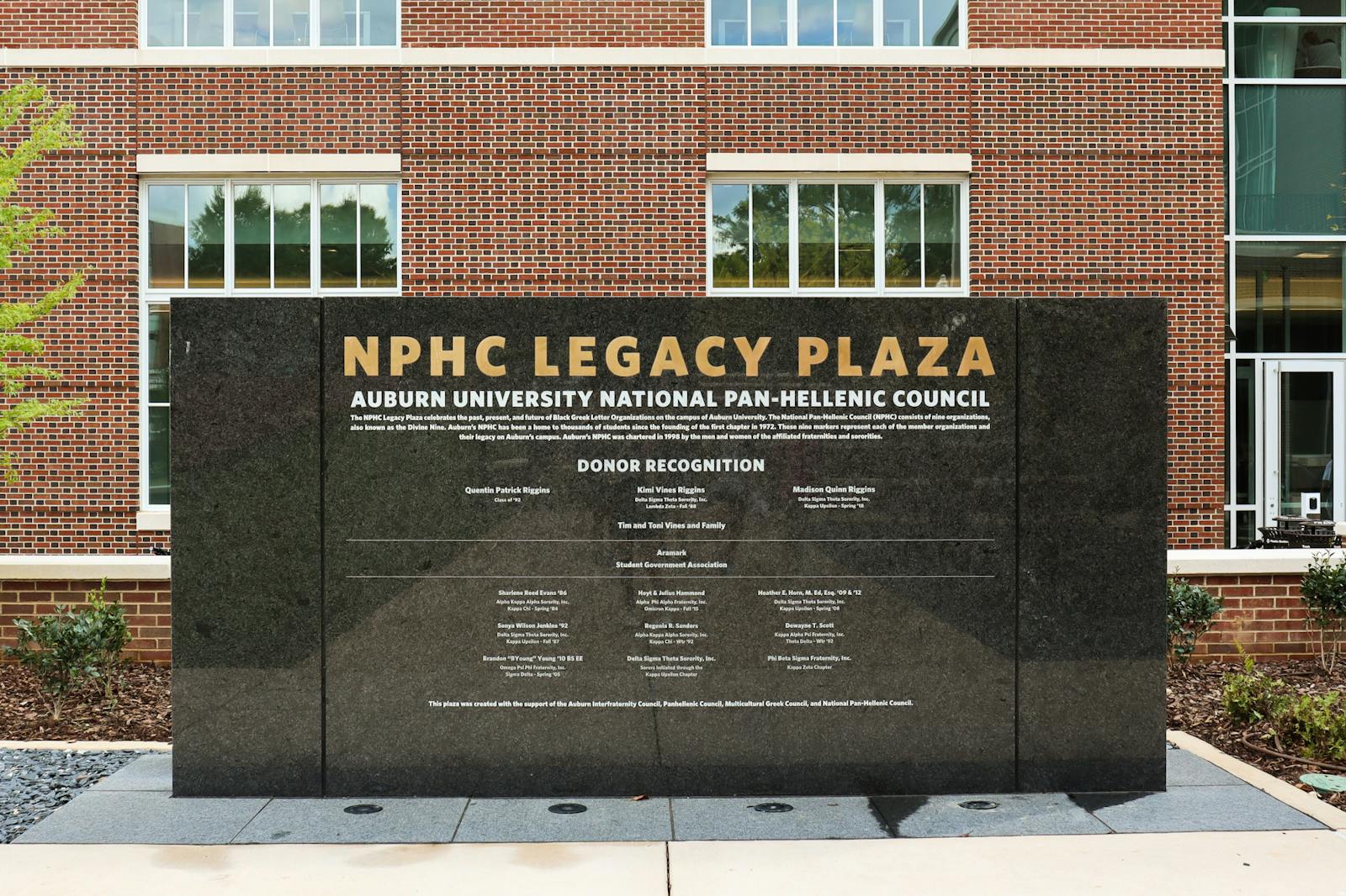 Bowling Roux Pedagogie Auburn National Pan-Hellenic Council reveals Legacy Plaza on campus - The  Auburn Plainsman