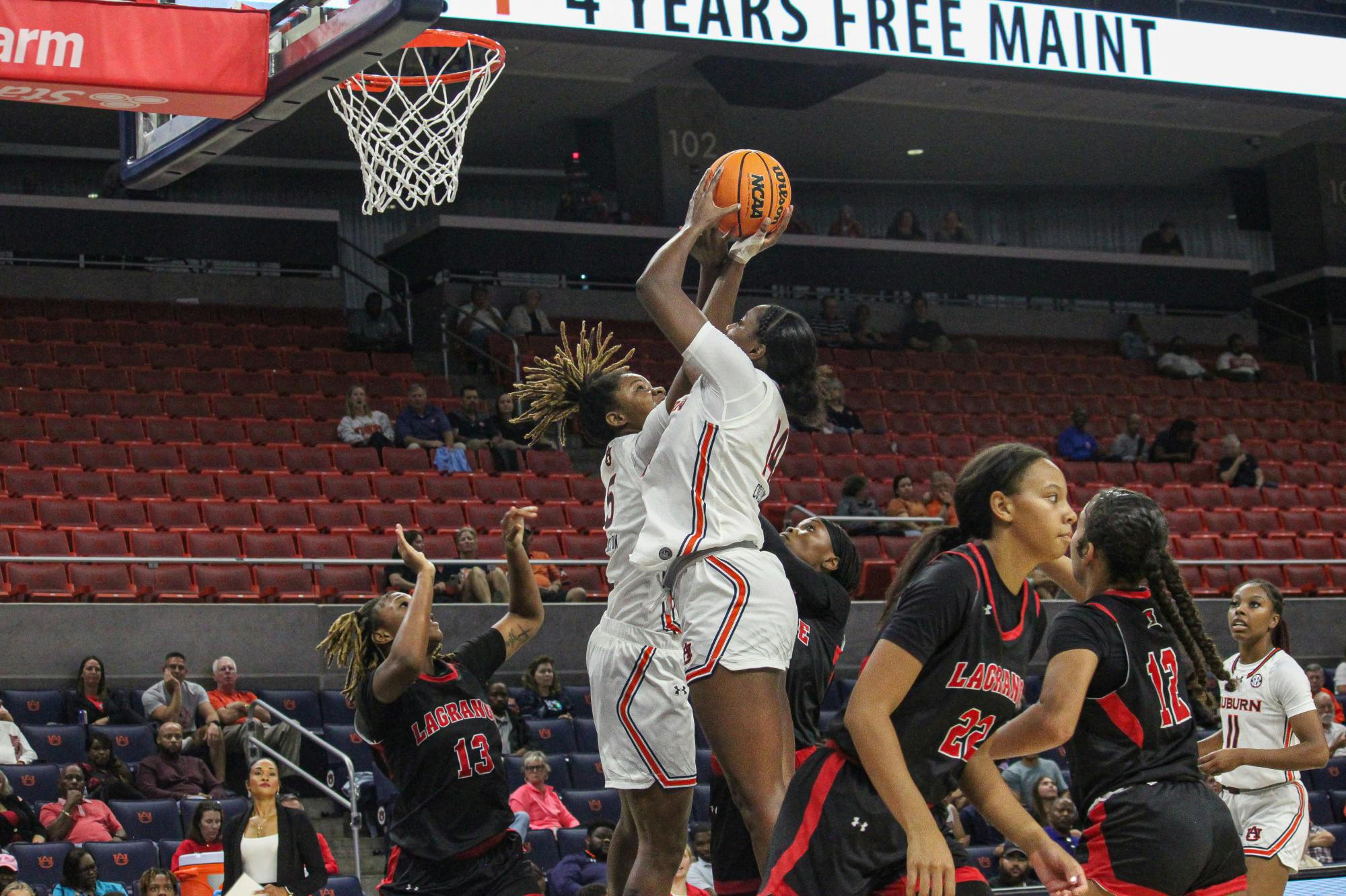 Auburn vs LaGrange, WB