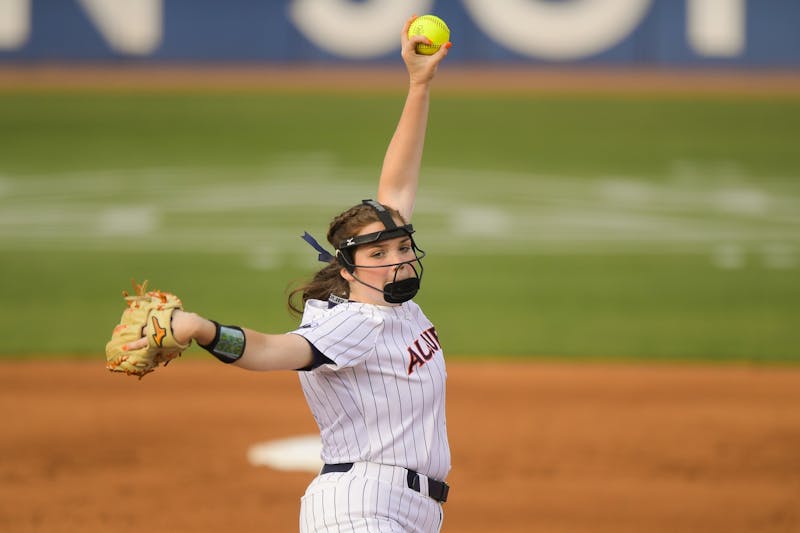 Auburn's Shelby Lowe (55) delivers a pitch during the game between Auburn and Tennessee at Jane B. Moore Field on Apr 30, 2021; Auburn, AL, USA. Photo via: Shanna Lockwood/AU Athletics

