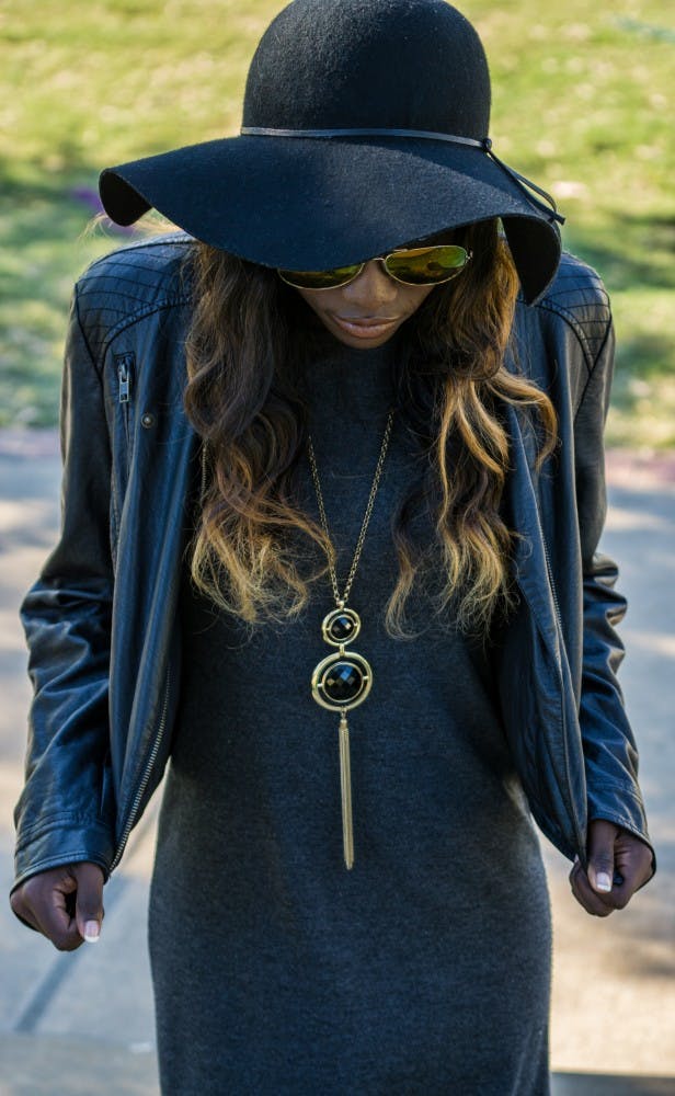 Fashion Vlog portrait alternate DT