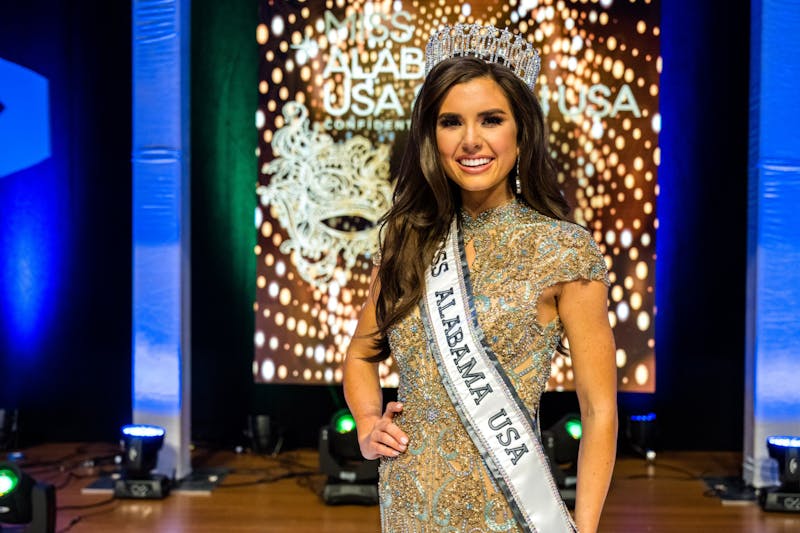 Auburn's own Katelyn Vinson crowned Miss Alabama USA.