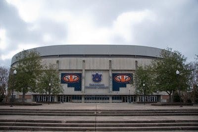 Auburn wheelchair basketball takes on Alabama in Iron Roll