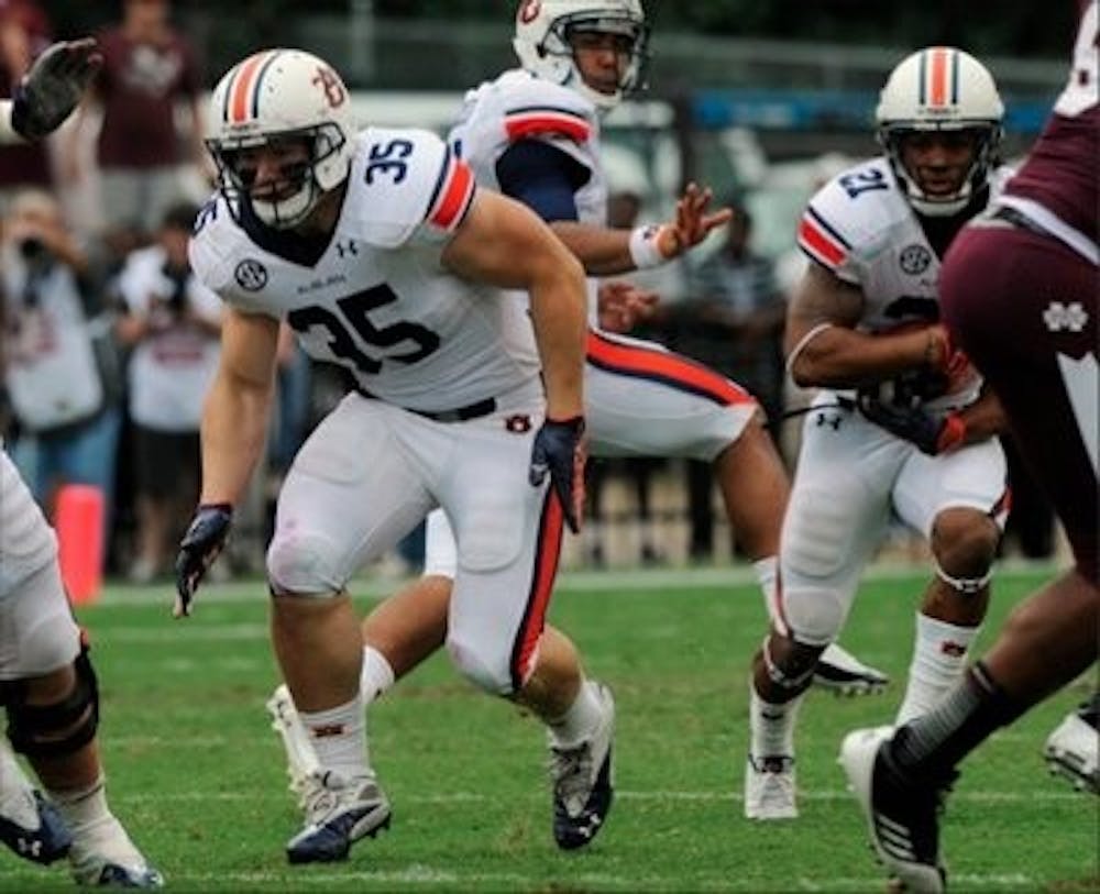 Jay Prosch is the likely candidate to take over the role of H-back this fall after Phillip Lutzenkirchen
graduates. (Courtesy of Todd Van Emst / AUBURN ATHLETICS PHOTOGRAPHER)