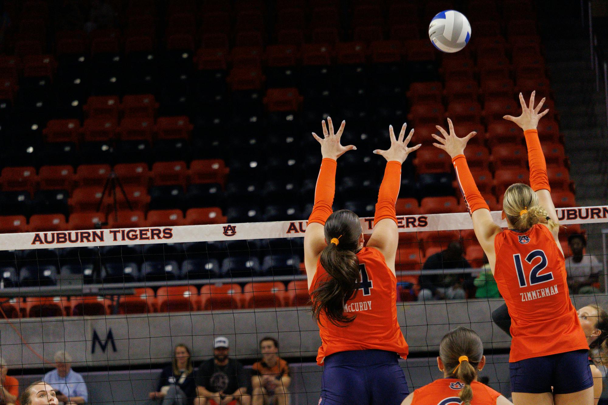 AU VB VS UGA
