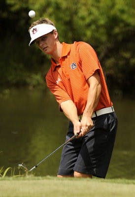 Sophomore Blayne Barber chips the ball at the Bridgestone Collegiate in Greensboro, Ga. (Todd Van Emst / Auburn media relations )