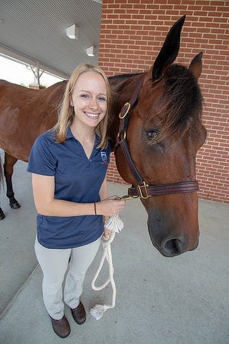 Rachel Pfeifle, a fourth-year student at Auburn University’s College of Veterinary Medicine, has been awarded a national $75,000 Coyote Rock Ranch Veterinary Scholarship.
