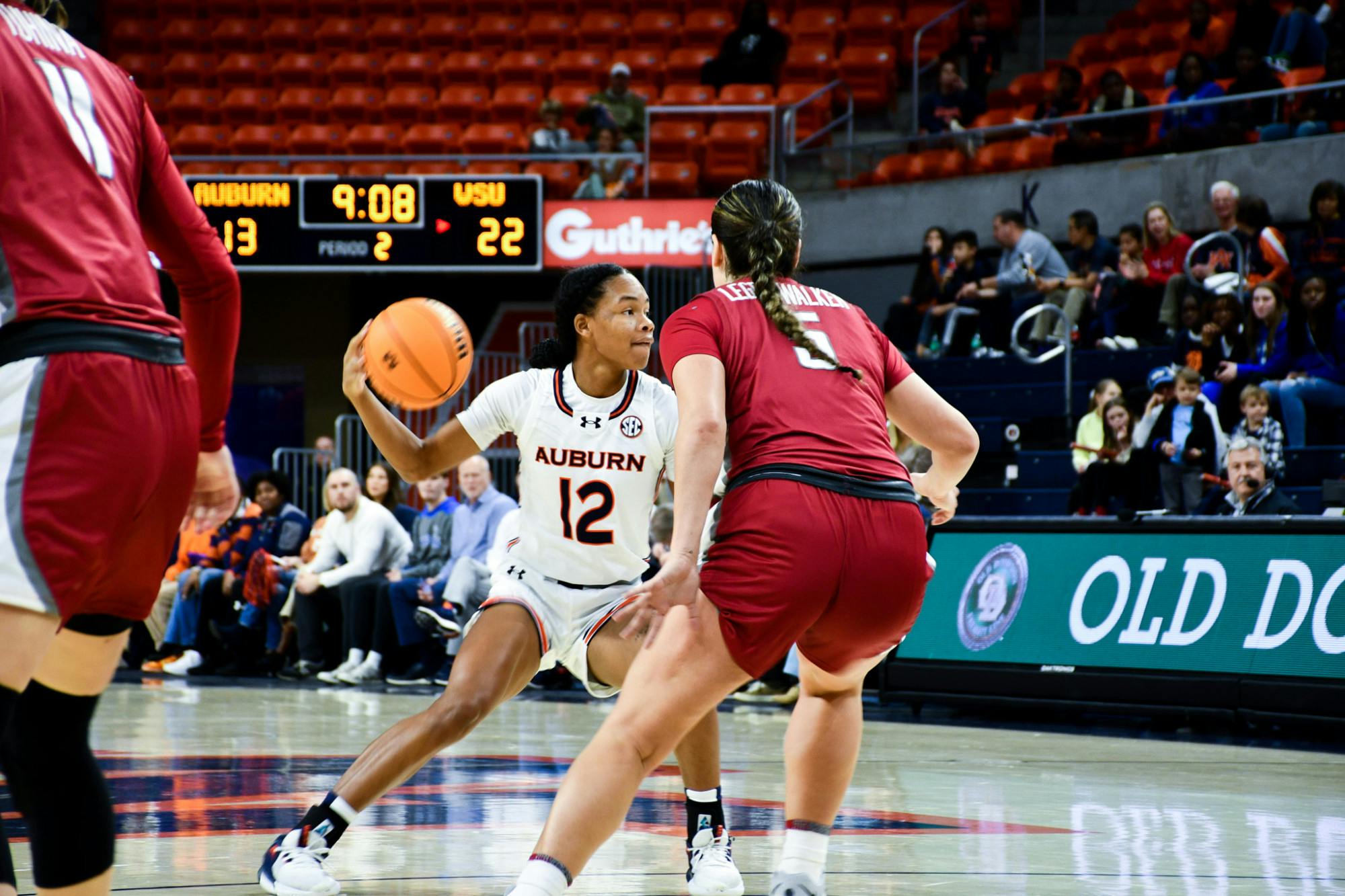 DSC_3764-2.jpg Team/ Action 