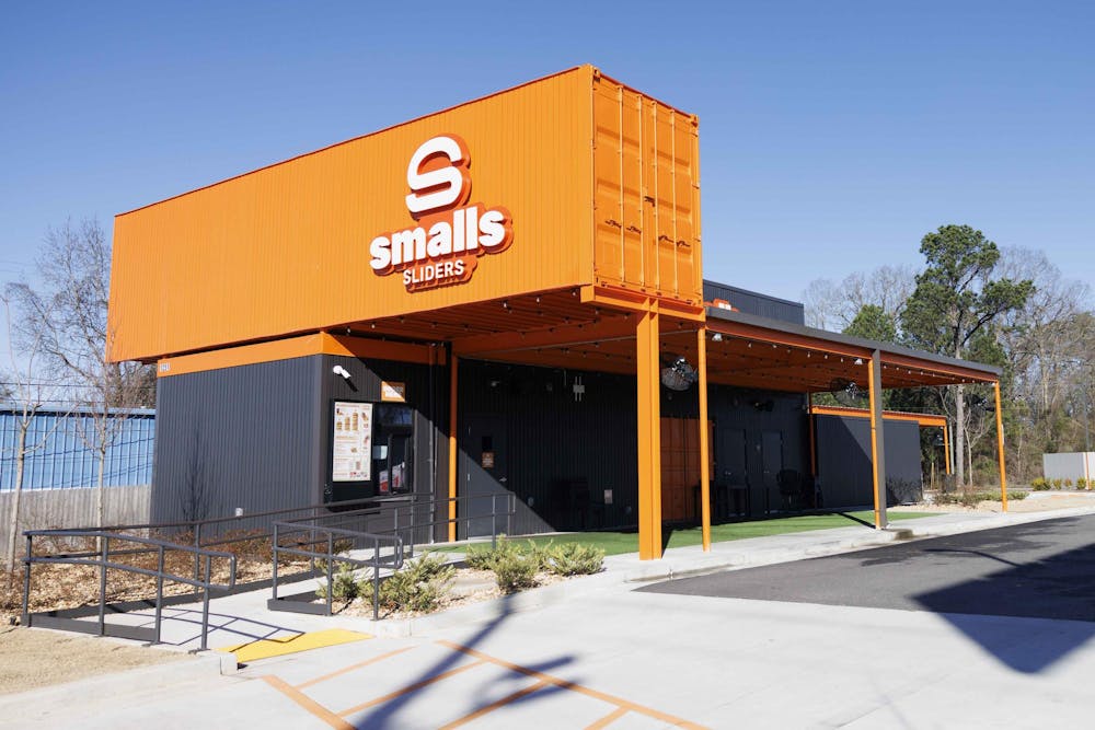 <p>Smalls Sliders closed on Opelika Road in Auburn, Alabama.</p>