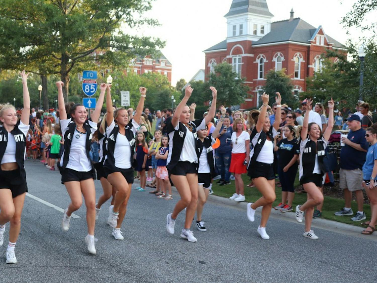GALLERY: Auburn Homecoming Parade | 9.13.19