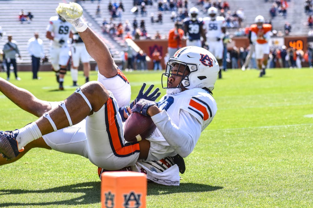 Auburn wide receiver Landen King (40) catches a touchdown in the 2022 A-Day Game in Jordan-Hare Stadium on April 9, 2022.