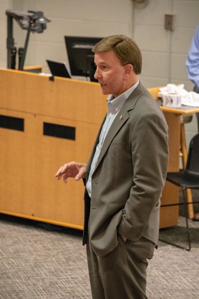Mike Rogers speaks to the Auburn University College Republicans on Teusday, Sept. 18, 2018, in Auburn, Ala.