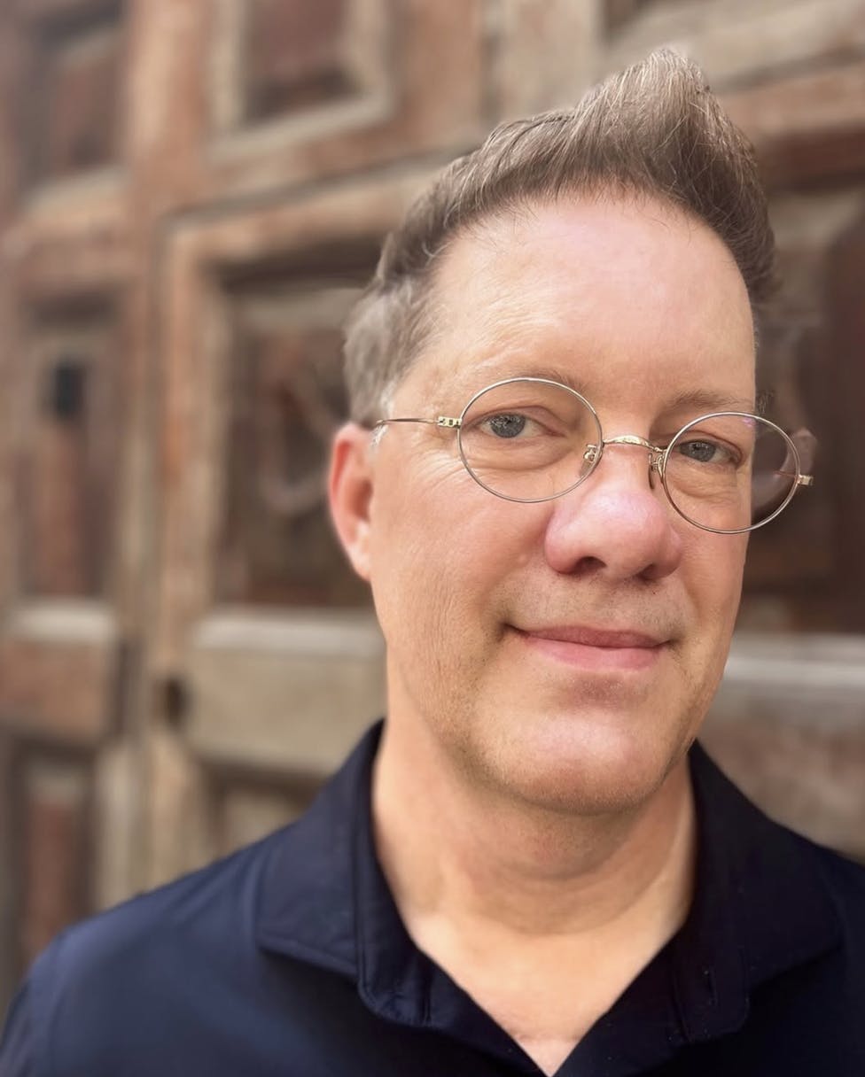 Jeff Schmuki Headshot.png