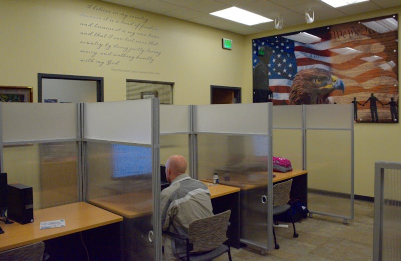A student veteran works at the Auburn Veteran's Resource Center in Auburn, Ala.&nbsp;