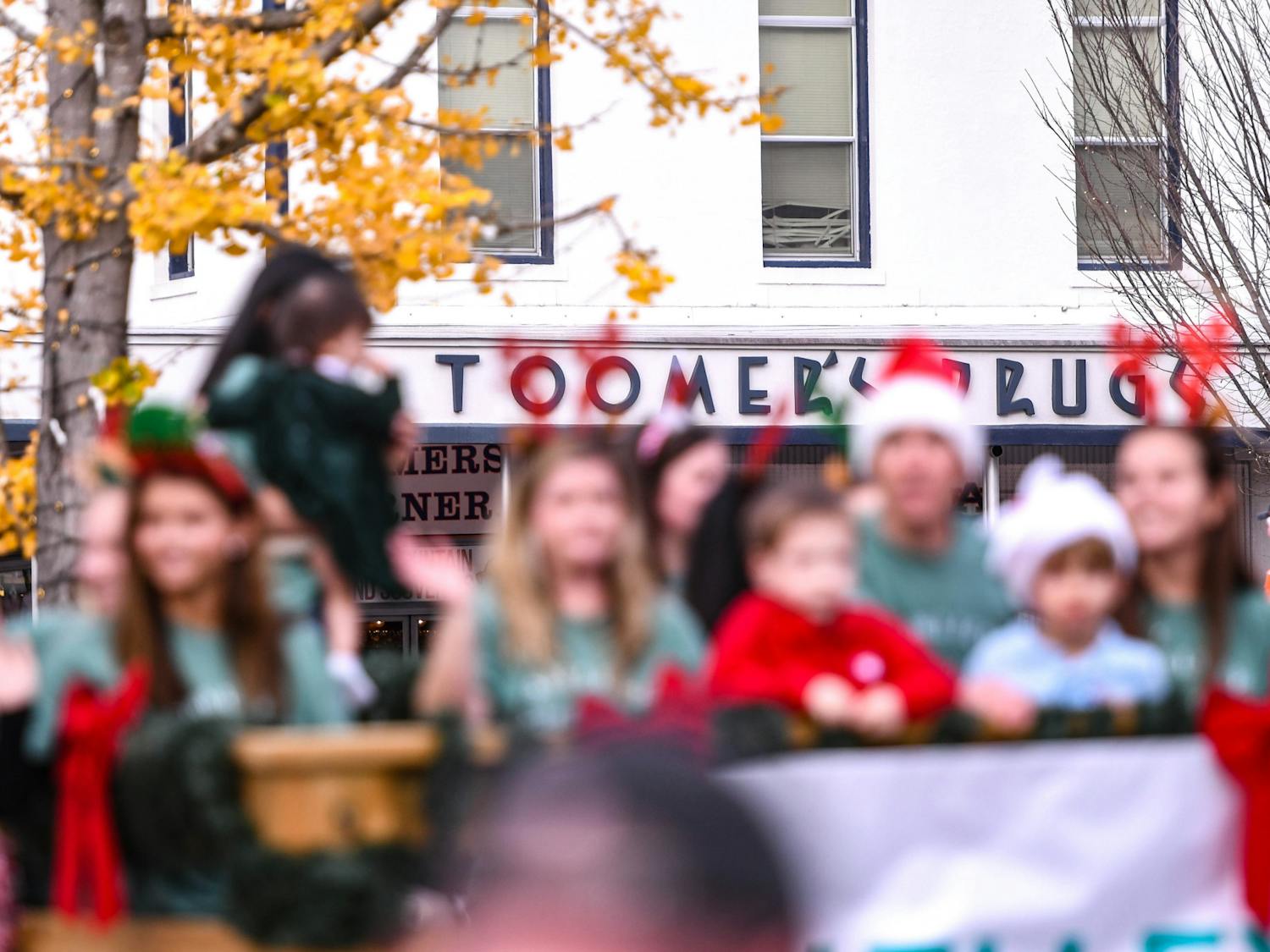 GALLERY | Auburn Christmas Parade 2022