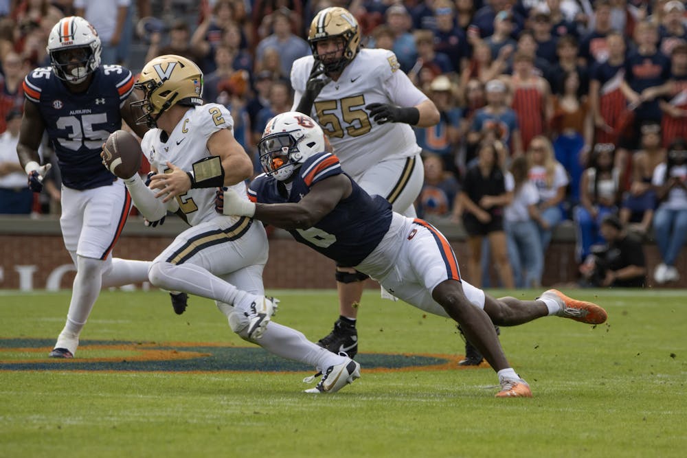 Austin Keys (#6) makes a tackle against Vanderbilt in Jordan-Hare Stadium on November 2nd, 2024. 