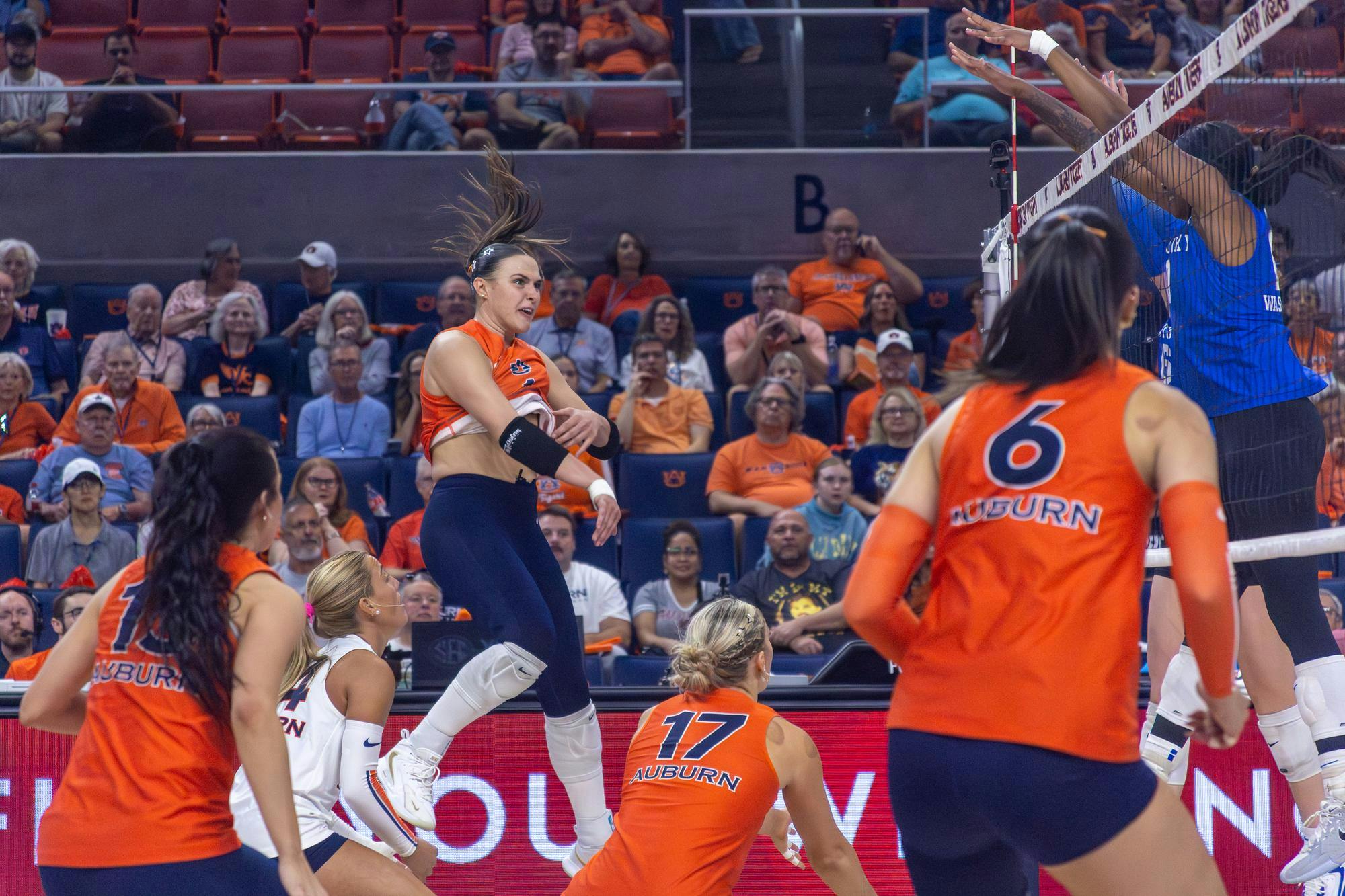 Auburn falls to No. 3 Kentucky 3-1 in first SEC home match - The Plainsman
