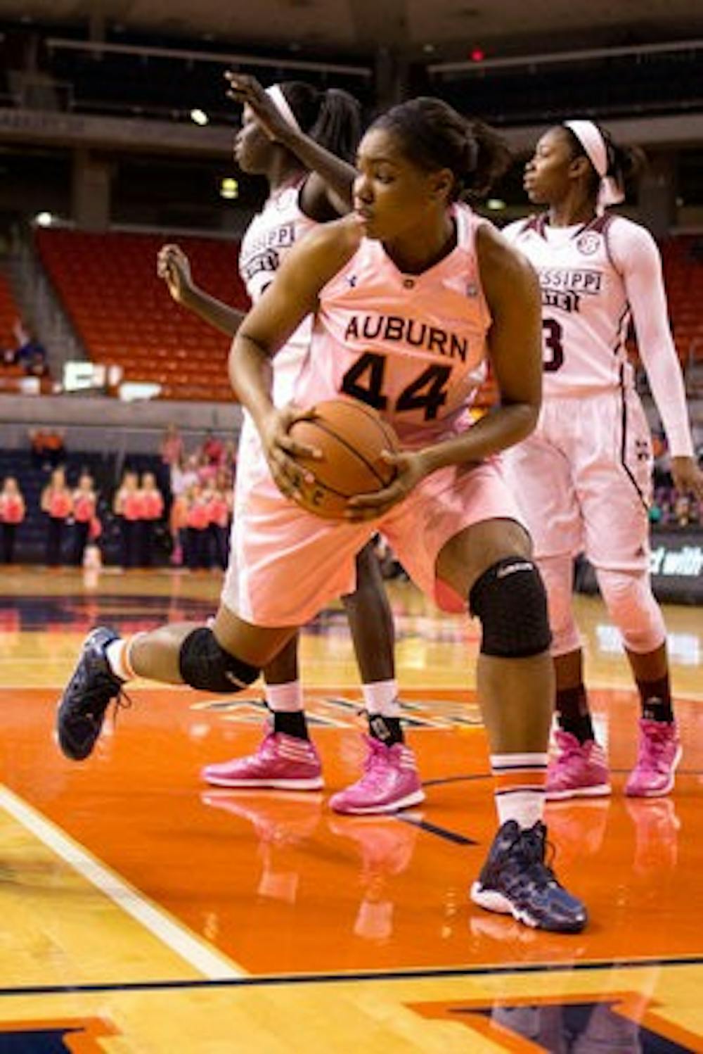 Tra'Cee Tanner saves the ball from going out of bounds in a game against Mississippi State in 2013.