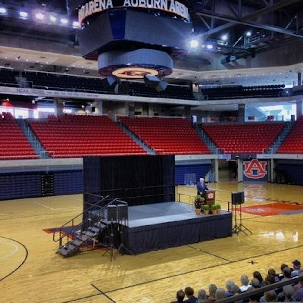 David McCullough speaks to approximately 2,000 people at the Auburn Arena Tuesday, Oct. 15.