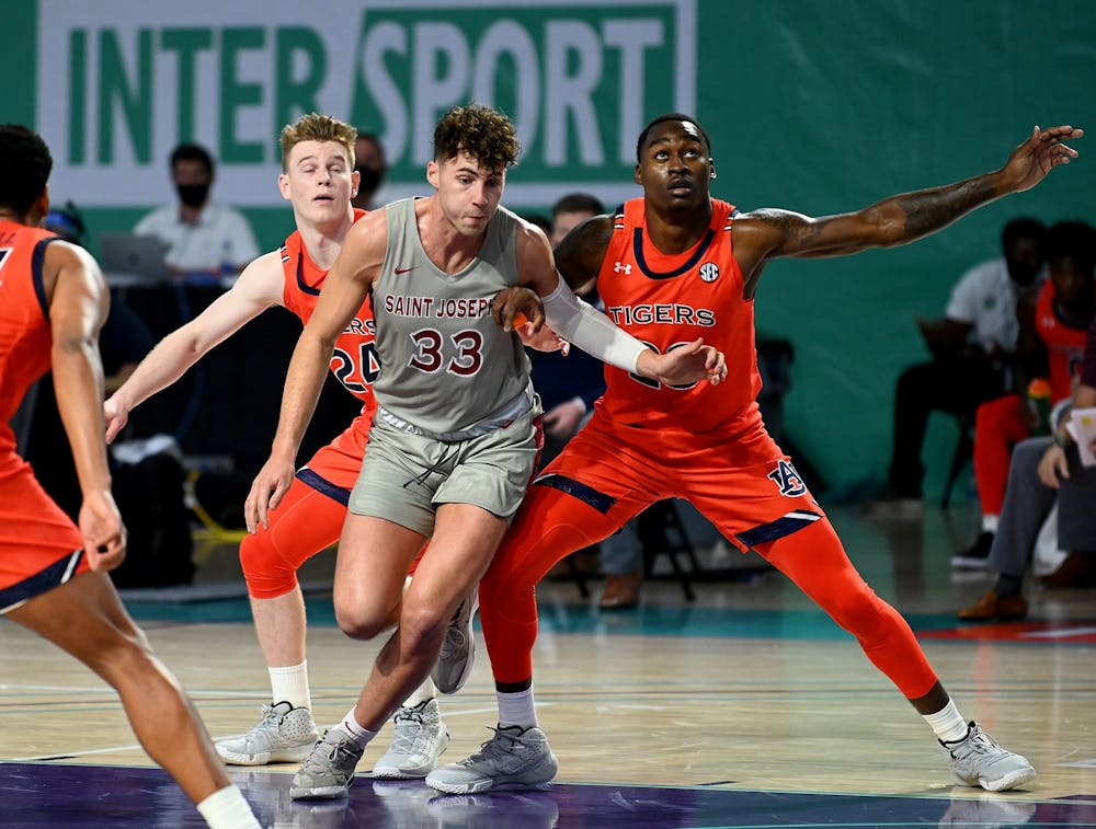 Auburn takes on Saint Joseph’s during the Third-Annual Rocket Mortgage Fort Myers Tip-Off Thanksgiving Day at the Suncoast Credit Union Arena on the campus of Florida SouthWestern State College in Fort Myers ,Thursday,Nov.26,2020.(Photo/Chris Tilley)