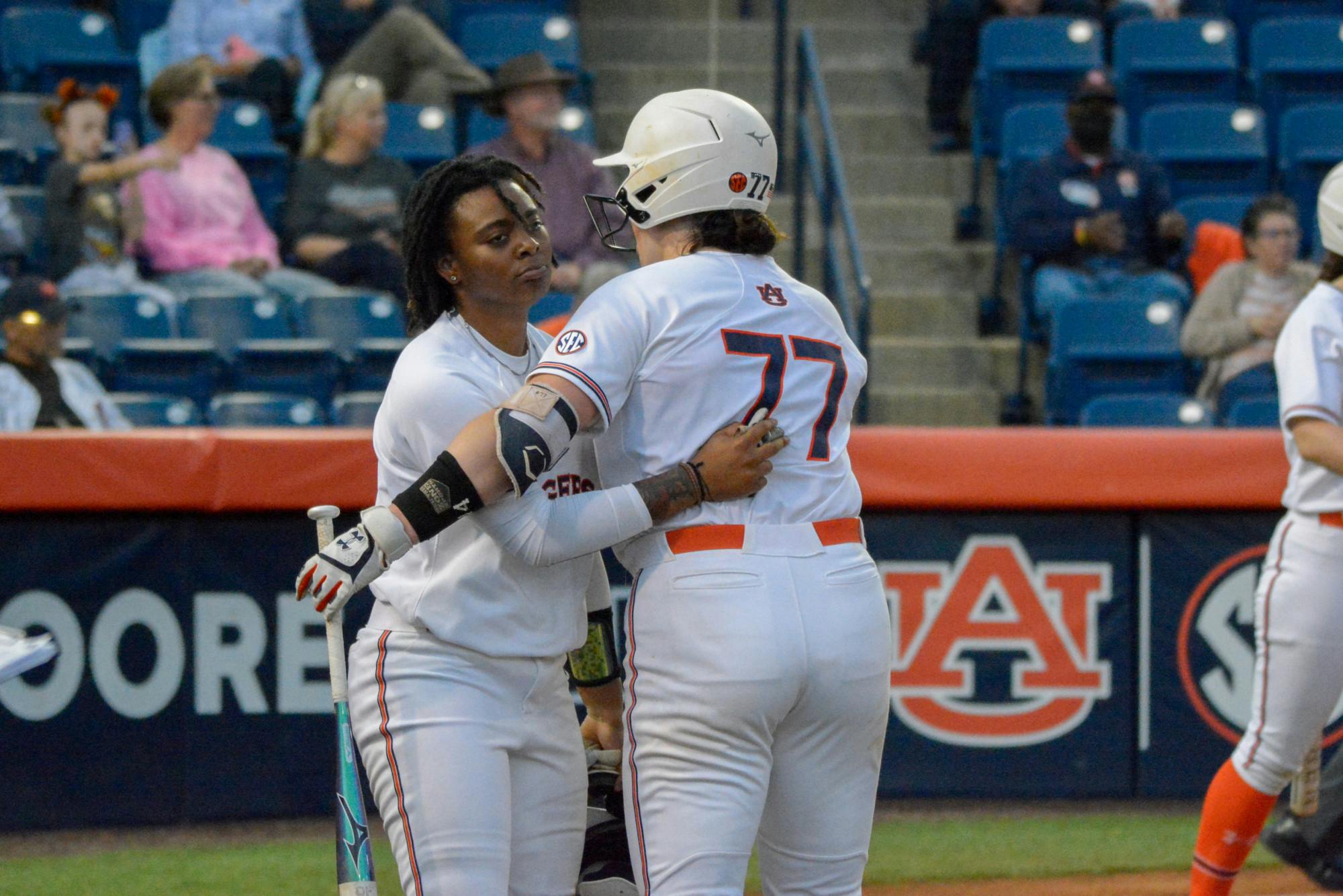 Denver Bryant and Bri Ellis vs Bowling Green