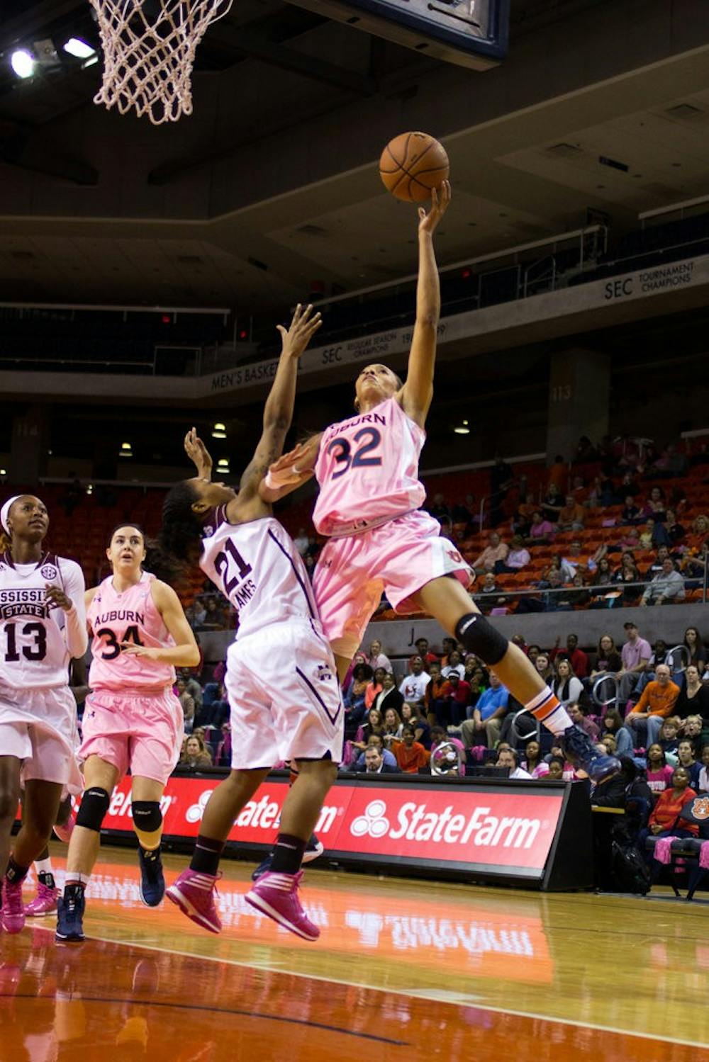Tyrese Tanner shoots a 2-point shot against Mississippi State, Feb. 9, 2014. (Jenna Burgess / PHOTOGRAPHER)
