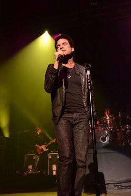 Pat Monahan, lead singer of Train. (Raye May / PHOTO EDITOR)