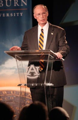 Bentley, state Rep., discusses the importance of states being "laboratories for change" and taking the lead in health care policy. (Emily Adams / PHOTO EDITOR)