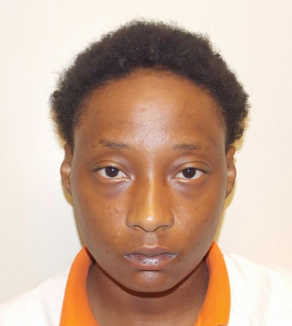 <p>Sanquanetta Hunter, age 23, from Auburn was arrested&nbsp;on charges of&nbsp;burglary&nbsp;and theft of property.</p>