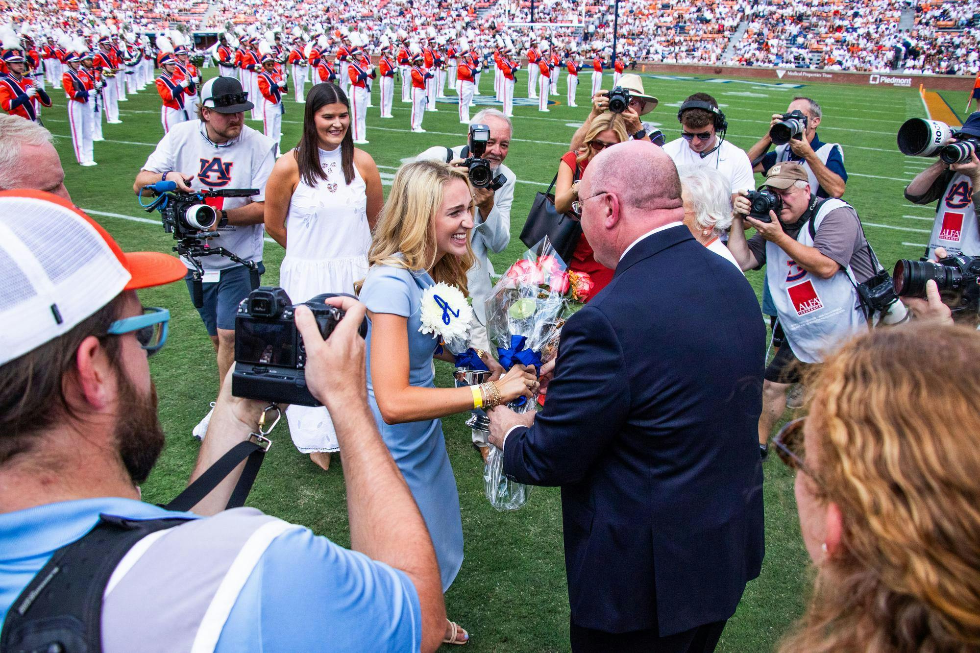 HOCO-DZ-1.jpg