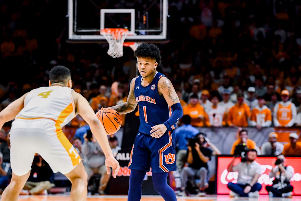 Auburn guard Wendell Green Jr. (1) drives to the basket against Tennessee, on February 4, 2023, in Knoxville, TN. 