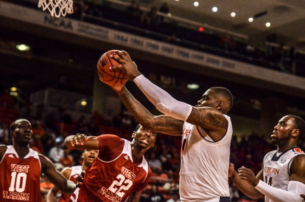 Cinmeon Bowers goes up for a shot against West Alabama earlier in the season. (File photo)