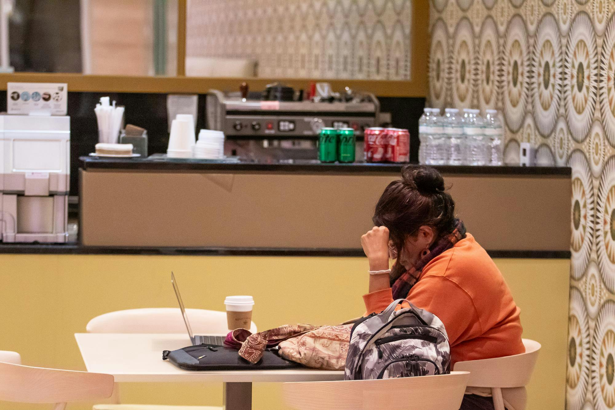 A student studies and enjoys refreshments during a study day event hosted by The Jule Collins Smith Museum of Fine Art in Auburn, Ala. on Dec. 6, 2025.
