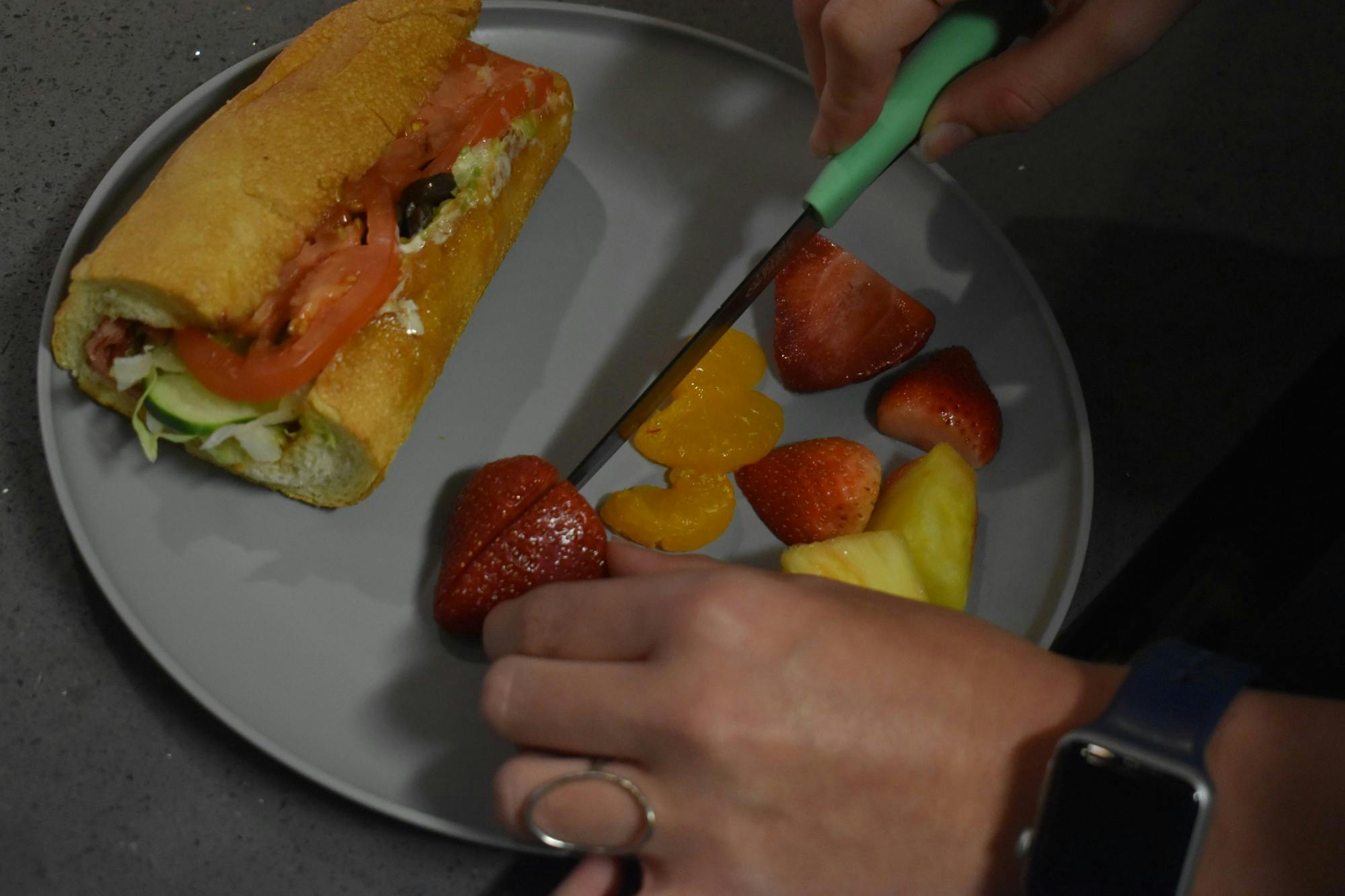 Advice for healthy meals in dorms