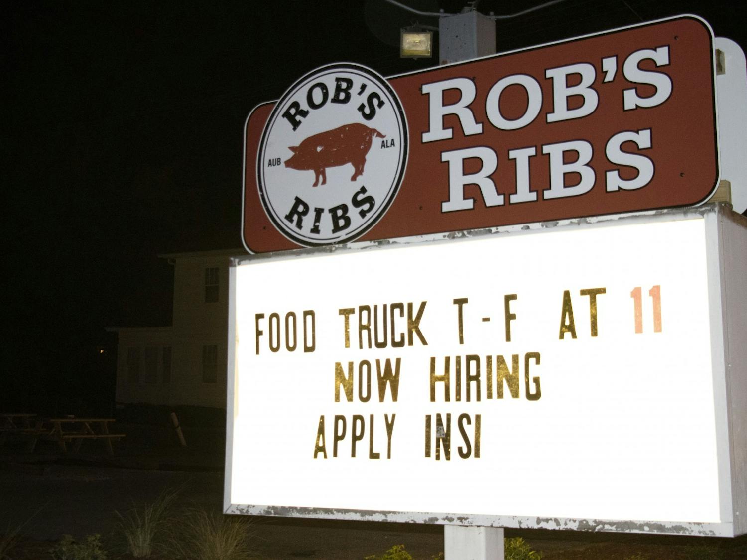 Rob's Ribs sign.jpg