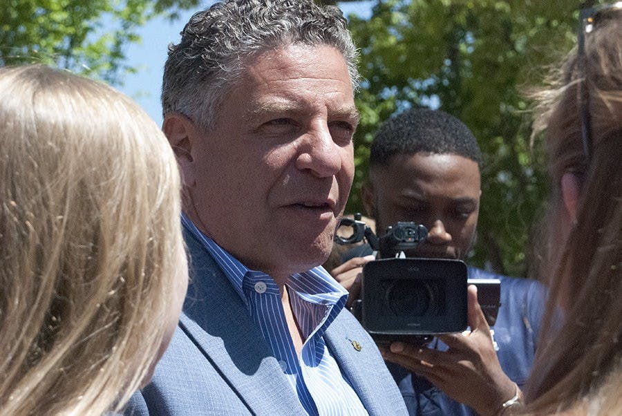 Head basketball coach Bruce Pearl joined other athletics coaches on the concourse Monday, April 21, to encourage students about their upcoming finals.

Emily Enfinger / ASSISTANT PHOTO EDITOR