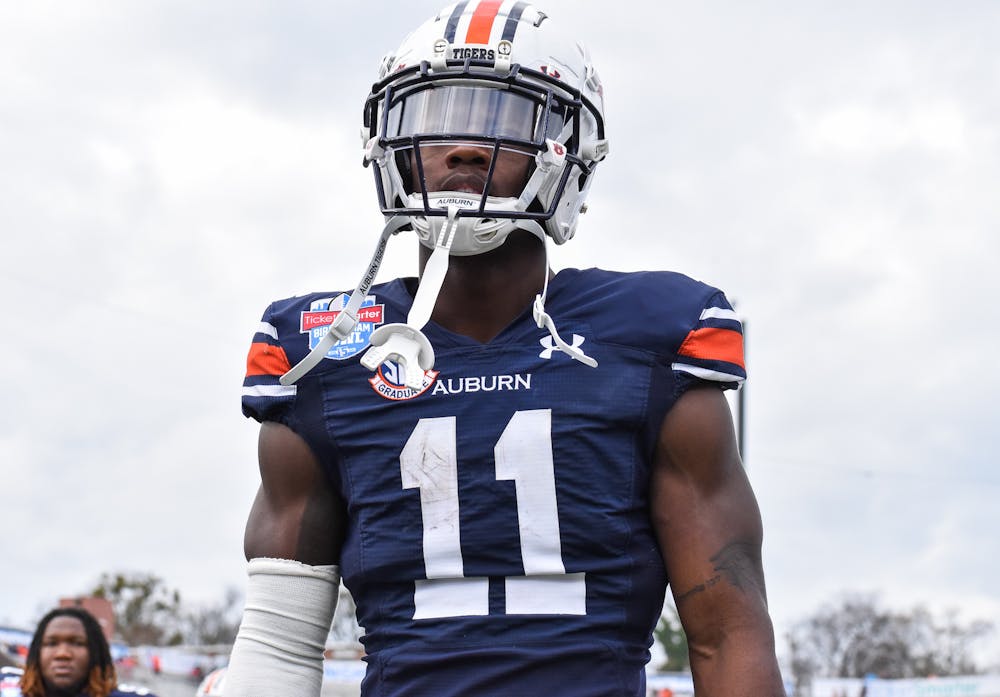 Auburn playing with revamped receiver room in 2022