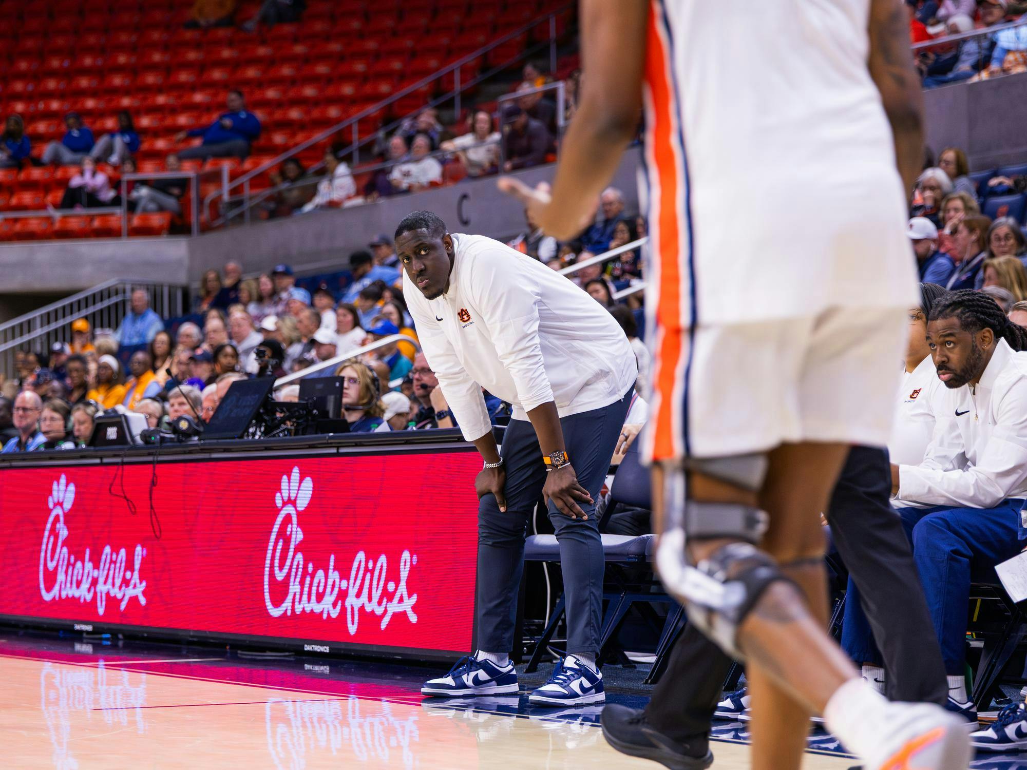 Coach Larry Vickers watches from the sidelines during a game against Tennessee on Jan. 4, 2026.