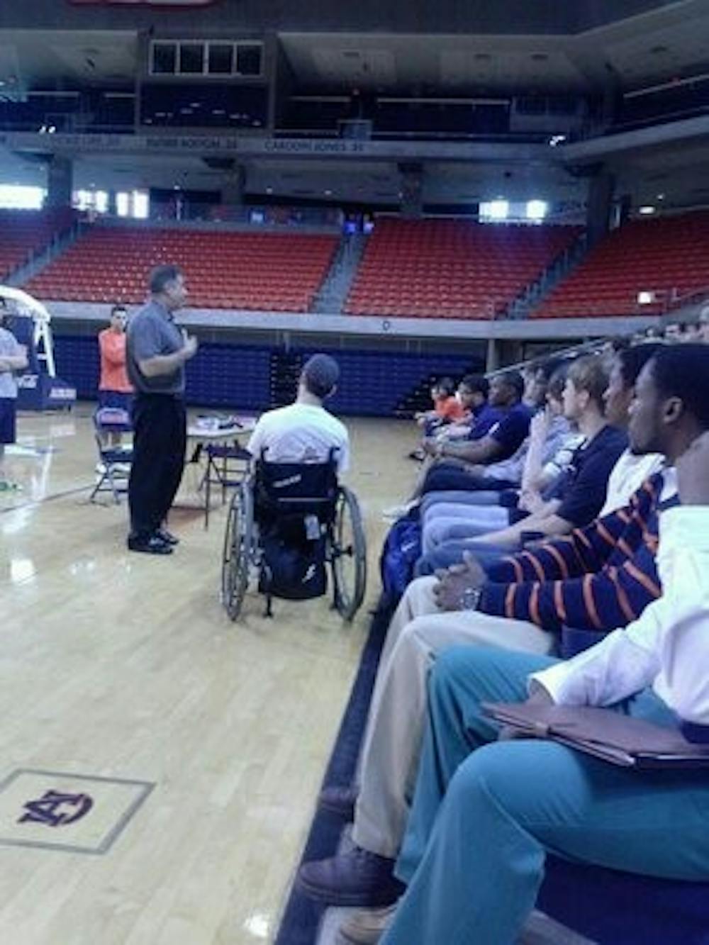 Auburn men's basketball head coach Bruce Pearl talks to a crowd of 150 students at his informational meeting about potential staff openings. (Eric Wallace / Sports Reporter)