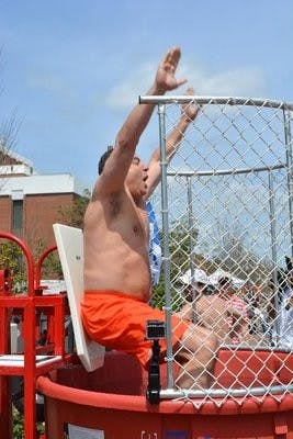 Bruce Pearl Dunked